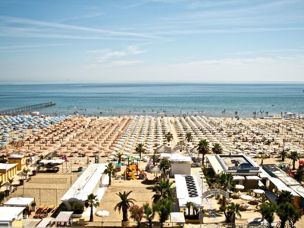 Hotel Kursaal Rimini Esterno foto