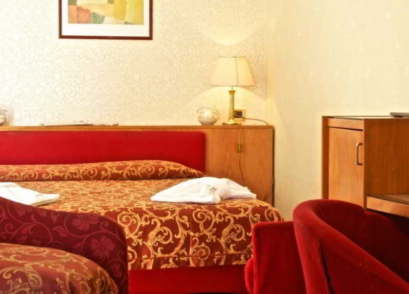 Hotel Kursaal Rimini Esterno foto